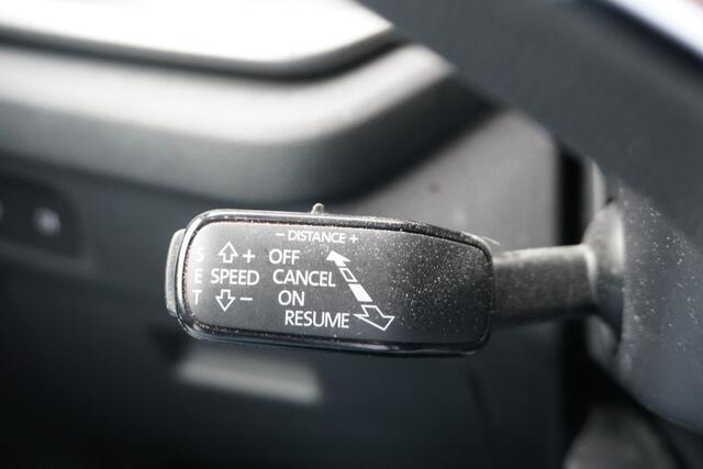 Skoda OCTAVIA Combi 1.0 e-TSI Automaat Edition | TREKHAAK | ADAPT. CRUISE | CARPLAY |