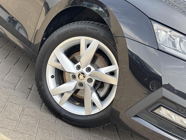 Skoda OCTAVIA Combi 1.4 TSI IV Business | Plug-in Hybrid (PHEV) | Achteruitrijcamera | Navigatie | Apple Carplay | Android Auto | Keyless Entry | Stoelverwarming voor en achter | SunSet | Parkeersensoren