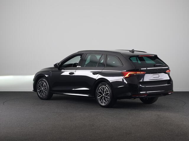 Skoda OCTAVIA Combi Sportline Business m-HEV 1.5 TSI 150 pk DSG-7 | Navigatie pakket | Trekhaak wegklapbaar