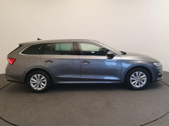 Skoda OCTAVIA Combi 1.5 TSI MHEV 115pk DSG/AUT Business Edition Camera, Winterpakket, Keyless