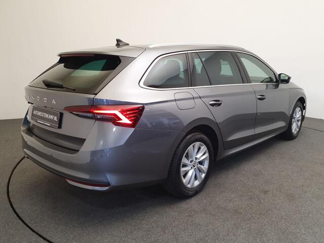 Skoda OCTAVIA Combi 1.5 TSI MHEV 115pk DSG/AUT Business Edition Camera, Winterpakket, Keyless