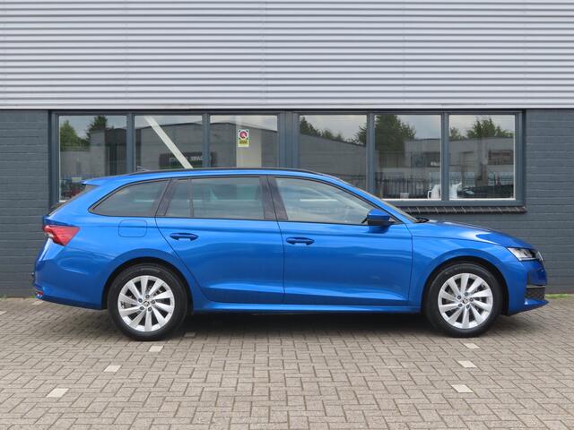 Skoda OCTAVIA Combi 1.5 TSI MHEV Business Edition | trekhaak wegklapbaar |