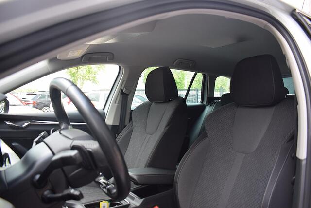 Skoda OCTAVIA Combi 1.0 e-TSI Business Edition Plus | Stoelverw. | AppleCarplay | Adaptive | 18" LM Velg |