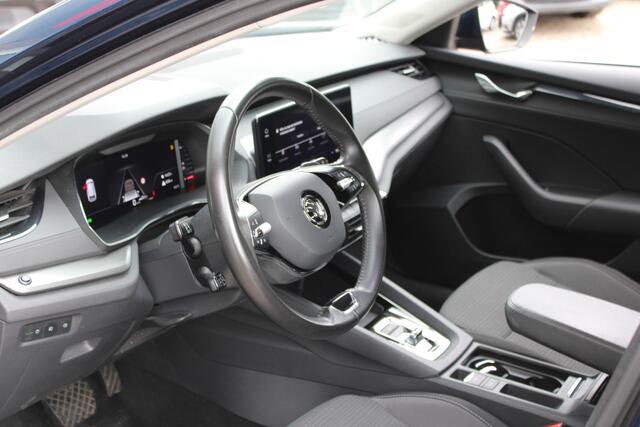 Skoda OCTAVIA Combi 1.0 e-TSI Business Edition