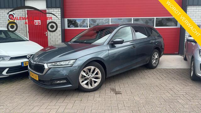 Skoda OCTAVIA Combi 1.0 e-TSI Business Edition AUTOMAAT / STUURVERW / FULL LED / CARPLAY / CLIMA / PDC / BLUETOOTH / ACC / NL-AUTO