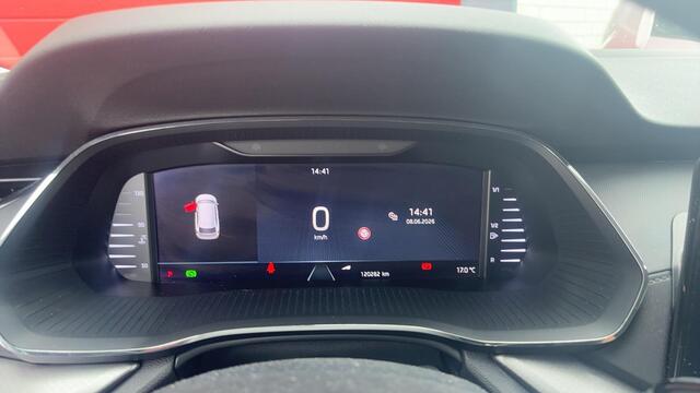 Skoda OCTAVIA Combi 1.0 e-TSI Business Edition AUTOMAAT / STUURVERW / FULL LED / CARPLAY / CLIMA / PDC / BLUETOOTH / ACC / NL-AUTO