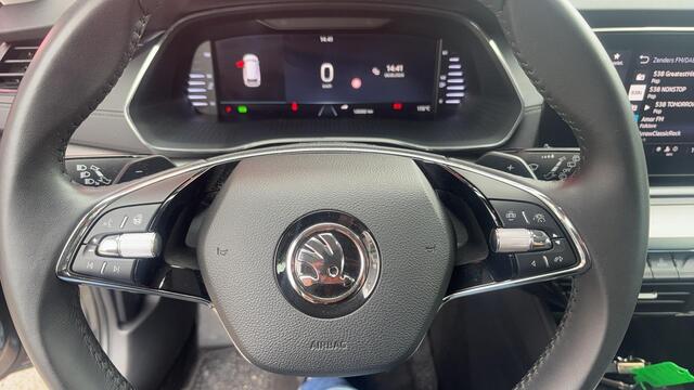 Skoda OCTAVIA Combi 1.0 e-TSI Business Edition AUTOMAAT / STUURVERW / FULL LED / CARPLAY / CLIMA / PDC / BLUETOOTH / ACC / NL-AUTO