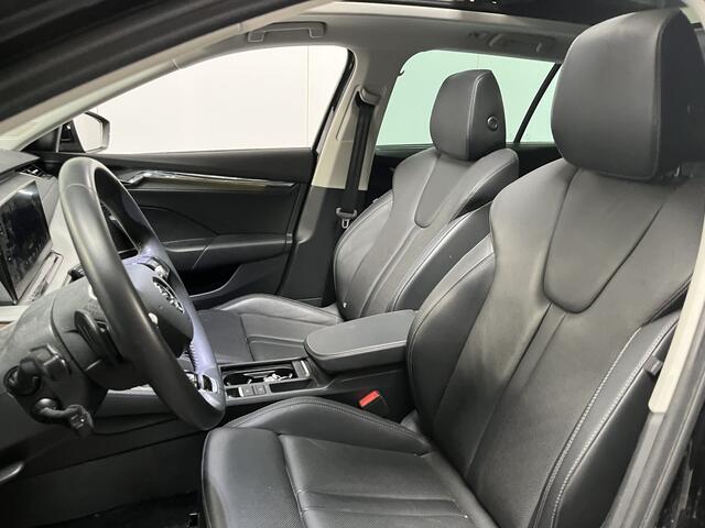 Skoda OCTAVIA Combi 1.4 TSI iV PHEV Style / AUTOMAAT/ PANO/ LEER/ DCC/ CAMERA/ STUUR+STOELVERWARM & KOEL./ MEMORY SEAT/ MASSAGE/ DODEHOEK/ ACC/ SMARTLINK/ HEAD-UP/ ELEK.ACHTERKLEP/ DAB/ NAVI/ CLIMA/ LED/ 18'' LMV