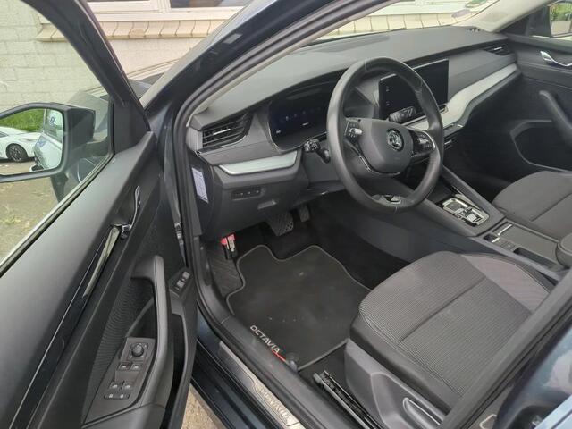 Skoda OCTAVIA Combi 1.4 TSI iV PHEV Business Edition NL-AUTO | SFEER VERLICHTING | TREKHAAK