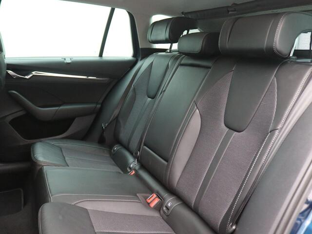 Skoda OCTAVIA Combi 1.4 TSI iV PHEV Business Edition Plus 204PK DSG SOH 97,07%, Panoramadak, Trekhaak, Head-Up Display, Memorystoel, Achteruitrijcamera, Elektr. Achterklep, 17" LM Velgen