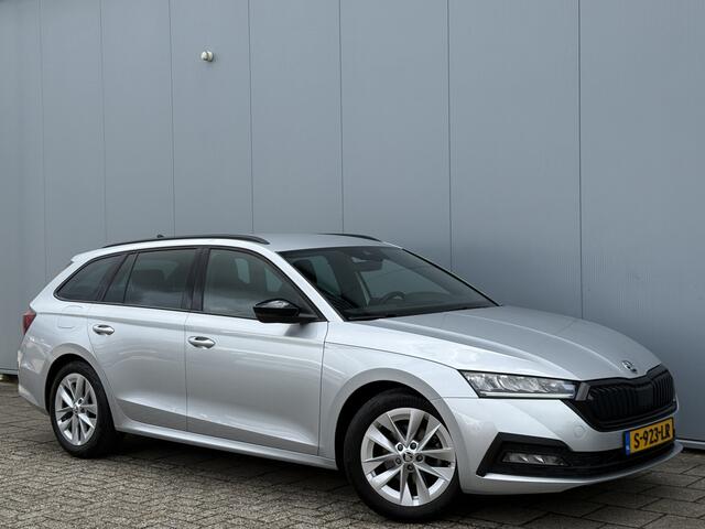 Skoda OCTAVIA Combi 1.0 e-TSI Sport Business Automaat Carplay.