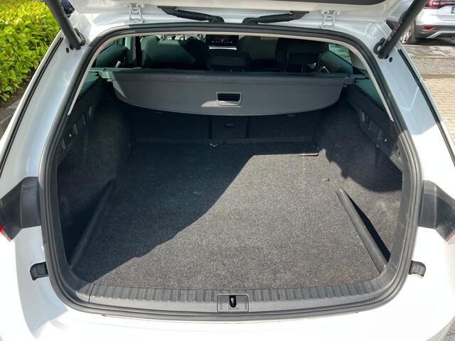 Skoda OCTAVIA Combi 1.4 TSI iV PHEV Sportline Business pano, virtual cockpit, memory, elek achterklep