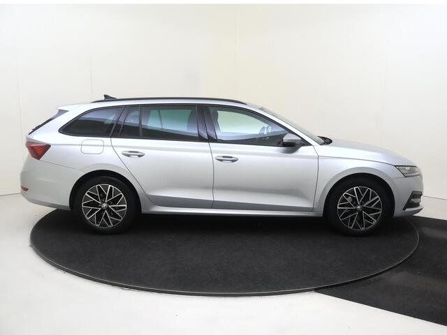 Skoda OCTAVIA Combi 1.5 e-TSI Business Edition Plus 150PK | Apple Carplay/Android | Autonomous Emergency Braking | cruise control adaptief | dodehoek detectie | LED koplampen | navigatiesysteem full map |