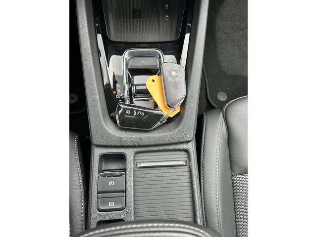 Skoda OCTAVIA Combi 1.4 TSI iV PHEV Business Edition Plus Clima Cruise Pdc Pano Voll