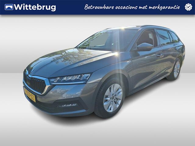 Skoda OCTAVIA Combi 1.0 TSI e-TEC Ambition Sunset DSG Automaat LED verlichting / Parkeersensoren / Navigatie