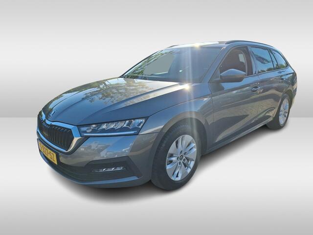 Skoda OCTAVIA Combi 1.0 TSI e-TEC Ambition Sunset DSG Automaat LED verlichting / Parkeersensoren / Navigatie