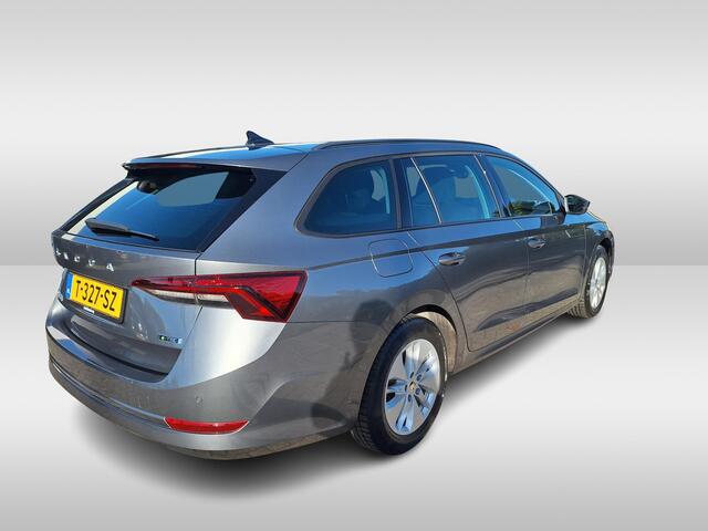 Skoda OCTAVIA Combi 1.0 TSI e-TEC Ambition Sunset DSG Automaat LED verlichting / Parkeersensoren / Navigatie