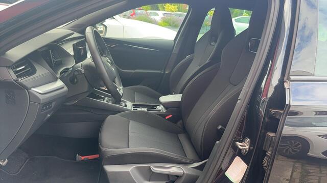 Skoda OCTAVIA Combi 1.0 TSI Sport Business TREKHAAK / RS-STOELEN / FULL LED / CARPLAY / NAVI / CLIMA / PDC / BLUETOOTH / CRUISE / NL-AUTO