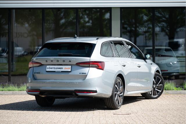 Skoda OCTAVIA Combi 1.5 TSI MHEV Sportline Business | Trekhaak | Matrix LED | Navi | Stoel- Stuurverw. | Side Assist