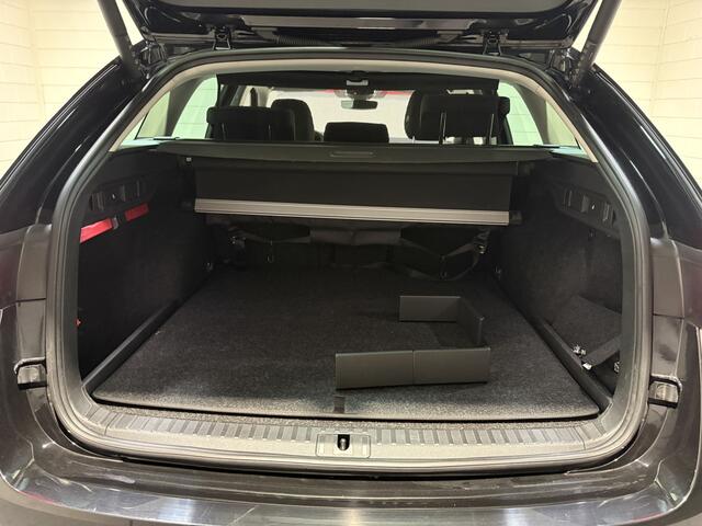 Skoda OCTAVIA Combi 1.4 TSI iV PHEV Sportline Business, Full led, Head up, Camera, Elect a klep, BTW auto, Dealer o.h., Canton Audio, El stoelen met memory, App connect