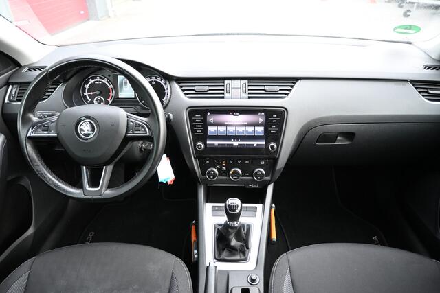 Skoda OCTAVIA Combi 1.0 TSI Greentech Ambition Business