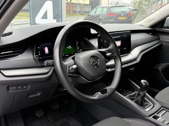 Skoda OCTAVIA Combi BWJ 2022 | 1.0TSI 111PK Business Ed | CLIMA | NAVI | PDC | PRIVACY GLASS | CARPLAY | CRUISE | VIRTUAL COCKPIT