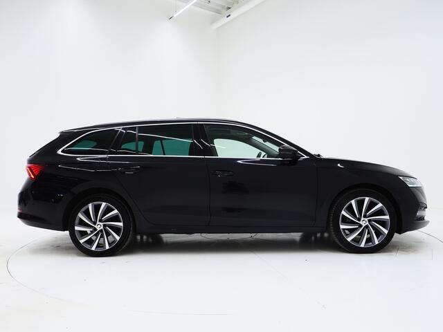 Skoda OCTAVIA Combi 1.4 TSI iV PHEV | Panoramadak | HUD | Camera | Sfeerlicht | Keyless | Adaptive Cruise | Memory