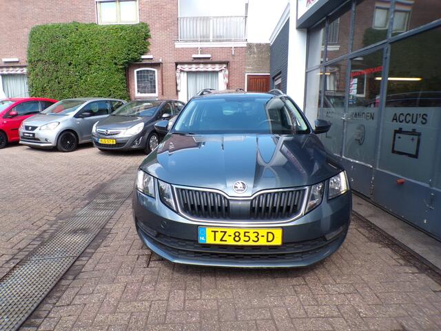 Skoda OCTAVIA Combi 1.0 TSI Greentech Ambition Business GOED ONDERHOUDEN AUTOMAAT AIRCO
