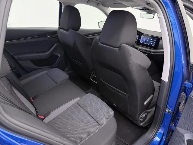 Skoda OCTAVIA Combi 1.0 TSI Business Edition Gratis Afleverpakket! | Camera | Adaptieve Cruise |