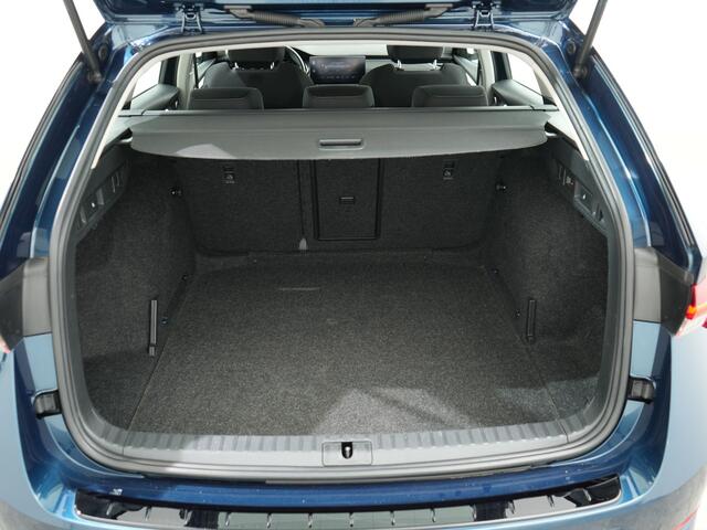 Skoda OCTAVIA Combi 1.0 e-TSI 110PK BUSINESS EDITION | Trekhaak | Camera | Stoelverwarming
