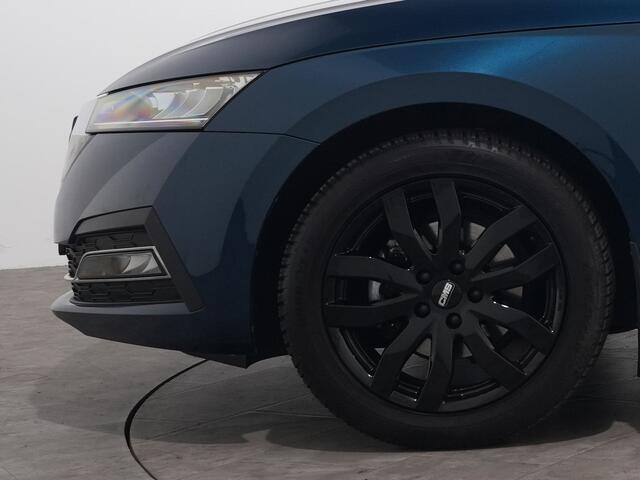 Skoda OCTAVIA Combi 1.0 e-TSI 110PK BUSINESS EDITION | Trekhaak | Camera | Stoelverwarming