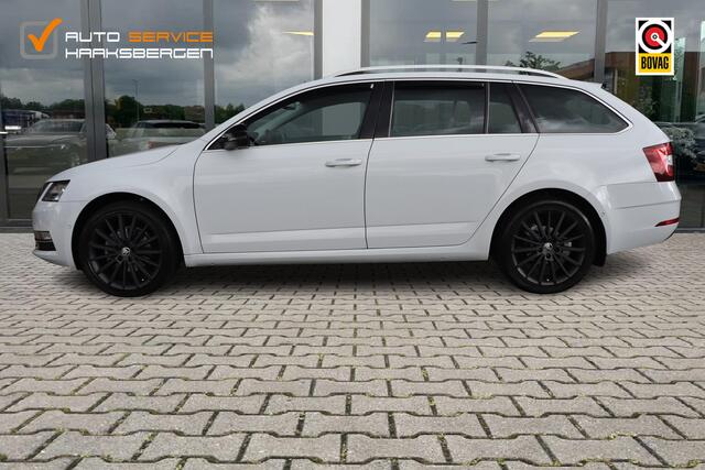 Skoda OCTAVIA Combi 1.0 TSI Greentech Style Business | Pano | Trekhaak | Winter Pakket |