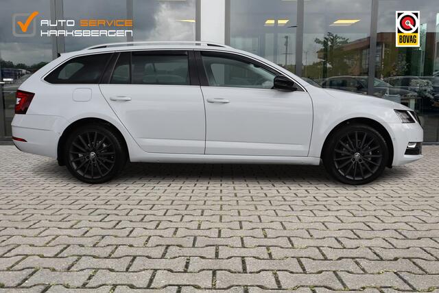 Skoda OCTAVIA Combi 1.0 TSI Greentech Style Business | Pano | Trekhaak | Winter Pakket |
