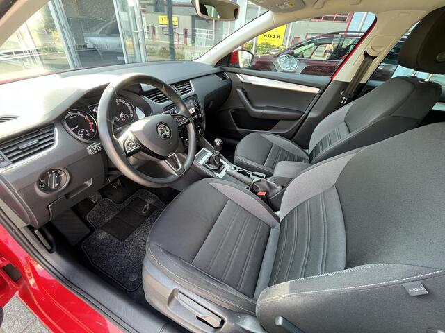 Skoda OCTAVIA Combi 1.0 TSI Greentech Ambition Business | Apple Carplay - Android Auto | DAB | Stoelverwarming | Sunset | NAP | Dealeronderhouden auto van 1e eigenaar