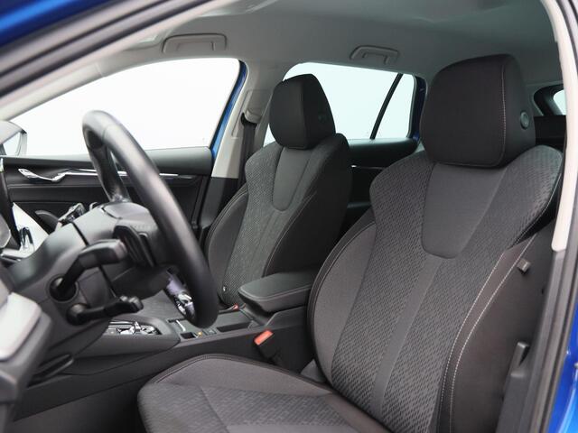 Skoda OCTAVIA Combi 1.5 e-TSi 150 Pk Business Edition Plus | Stoelverwarming | Adaptive Cruise | Navigatie | CarPlay | 17 Inch | 28.603 Km !!
