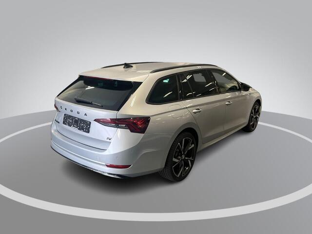 Skoda OCTAVIA 1.4 TSI iV PHEV 204pk DSG · Keyless · Elek. Achterklep · Apple/Android Car Play · ACC · Stoelverwarming · Draadloze Telefoonlader ·