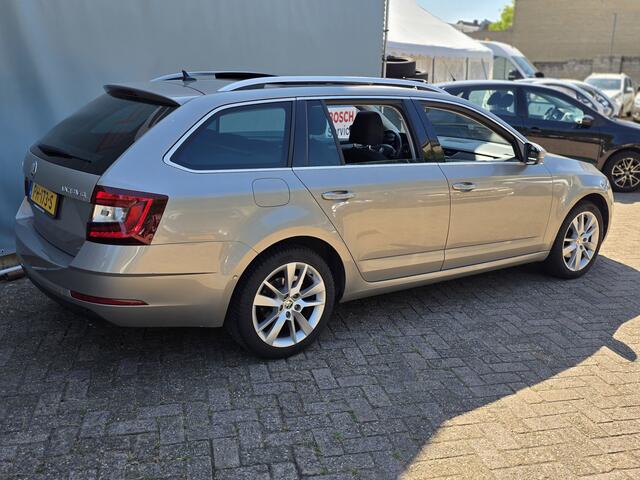 Skoda OCTAVIA Combi 1.0 TSI AUTOMAAT NAVI TEL CAMERA PDC CC STOELVERWARMING