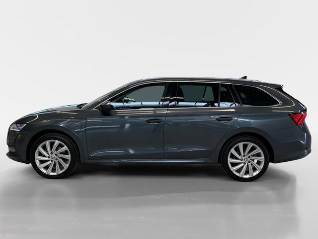 Skoda OCTAVIA Combi 1.4 TSI iV PHEV Business Edition Plus I Camera I Carplay I Cruise Control I Stoelverwarming