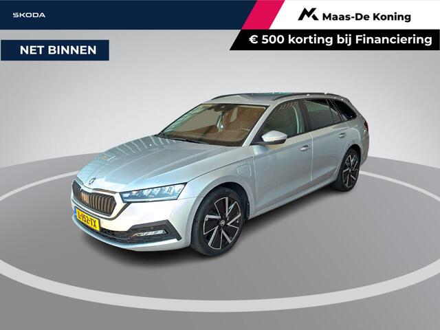 Skoda OCTAVIA Combi 1.4 TSI iV PHEV 204pk DSG Business Edition · Stuur- & Stoelverwarming · Apple/Android Car Play · Cruise Control · Elek. Achterklep · Draadloze Telefoonlader ·