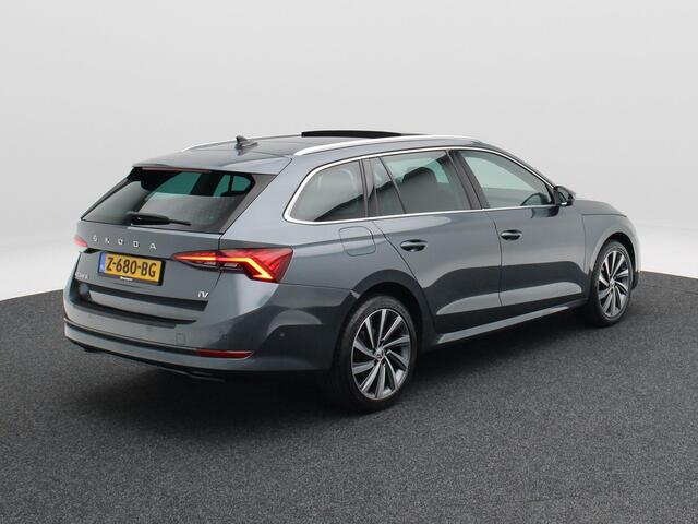 Skoda OCTAVIA Combi 1.4 TSi 204 PK iV PHEV Business Plus | Stoelverwarming | Panoramadak | Camera | Adaptive Cruise | Head UP | 18 Inch | 95.33 Km !!
