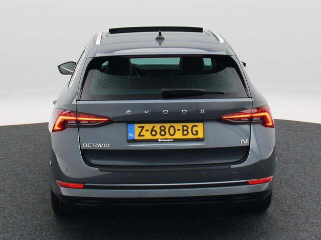 Skoda OCTAVIA Combi 1.4 TSi 204 PK iV PHEV Business Plus | Stoelverwarming | Panoramadak | Camera | Adaptive Cruise | Head UP | 18 Inch | 95.33 Km !!