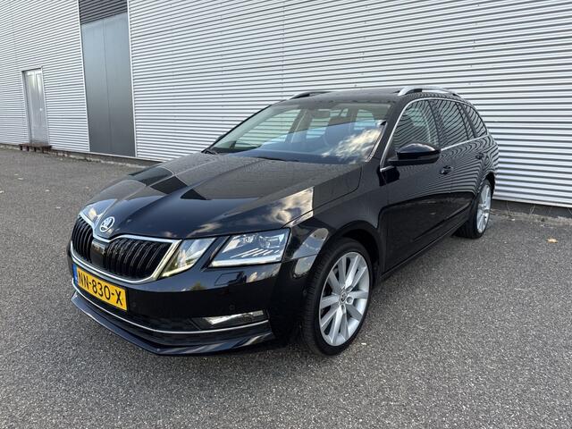 Skoda OCTAVIA Combi 1.4 TSI Grt Sty. Bns NAP Pano Led Camera Trekhaak Canton ACC