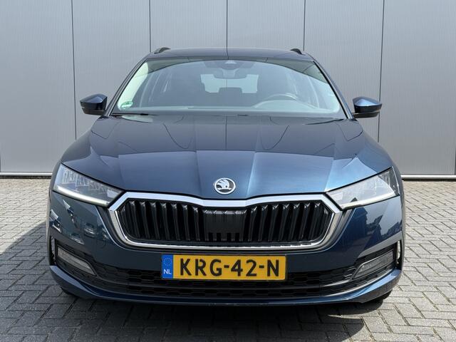 Skoda OCTAVIA Combi 1.4 TSI iV Business Carplay Plug-in stoelverw.