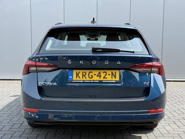 Skoda OCTAVIA Combi 1.4 TSI iV Business Carplay Plug-in stoelverw.