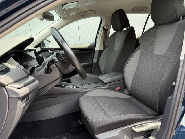 Skoda OCTAVIA Combi 1.4 TSI iV Business Carplay Plug-in stoelverw.
