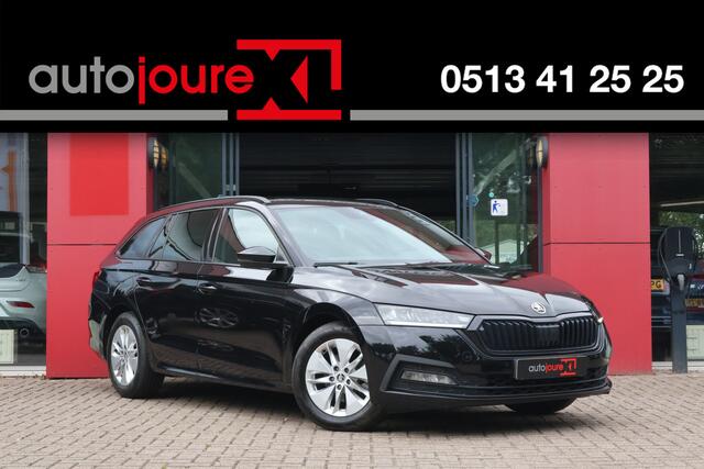 Skoda OCTAVIA Combi 1.0 e-TSI Sport Business | Virtual Cockpit | Origineel NL | Sport Stoelen | Black Optic |