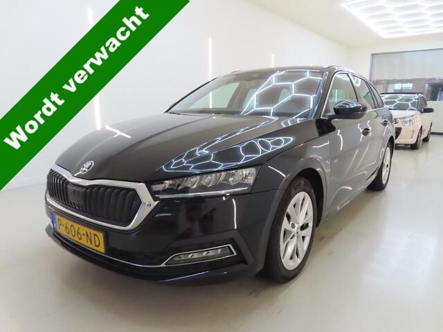 Skoda OCTAVIA Combi 1.0 e-TSI Business Edition Plus ? Automaat ? Trekhaak ? CarPlay / Android Auto ? Dealer onderhouden