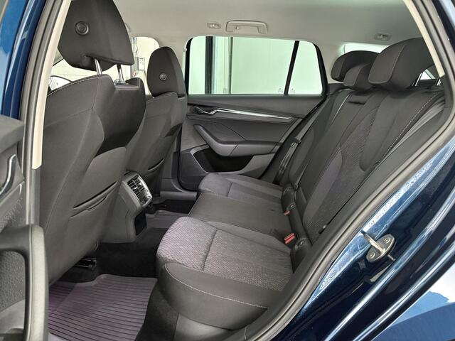 Skoda OCTAVIA Combi 1.4 TSI iV PHEV Business Edition | AFN. TREKHAAK | STOEL-STUURVERW. | CARPLAY | ADAP. CRUISE |