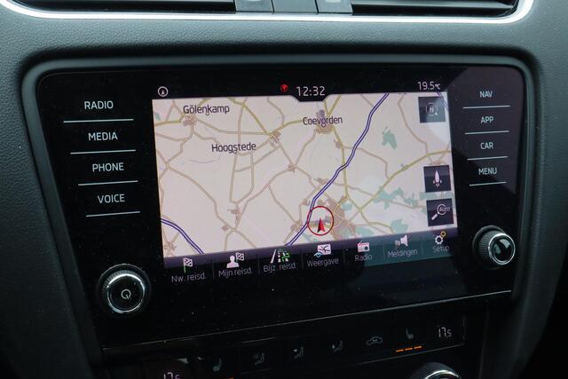 Skoda OCTAVIA Combi 1.6 TDI Greentech Clever Edition | BTW auto | Navigatie | Apple Carplay/Android Auto | Cruise control