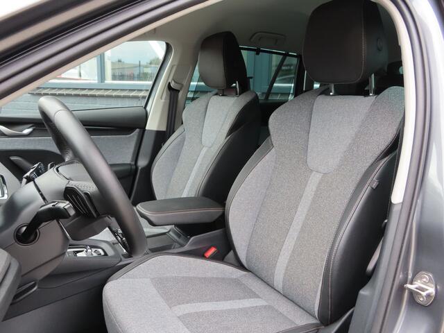 Skoda OCTAVIA Combi 1.5 TSI MHEV Selection